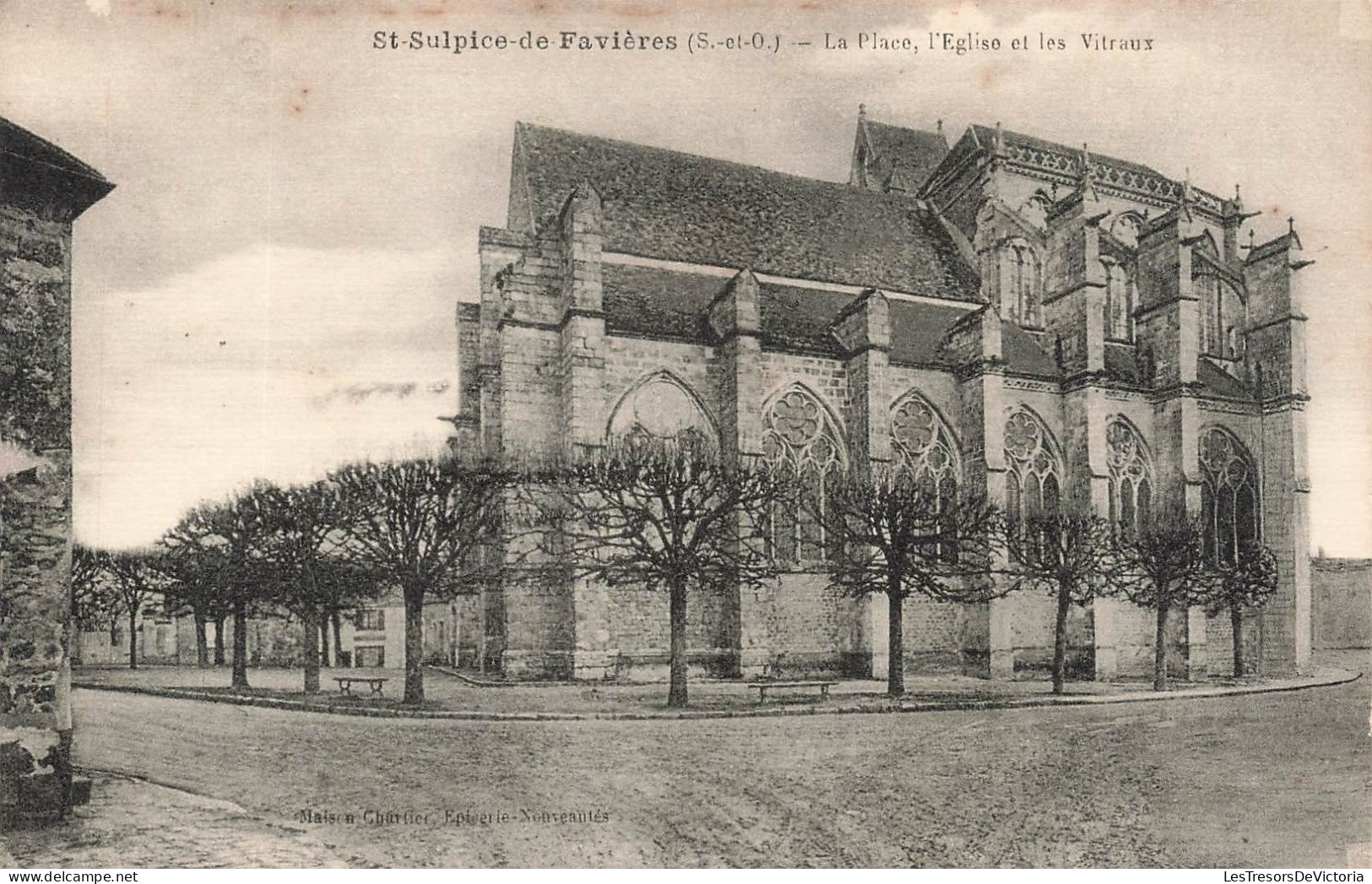 FRANCE - St Sulpice De Favières ( S Et O ) - Vue Générale De La Place L'église Et Les Vitraux - Carte Postale Ancienne - Saint Sulpice De Favieres