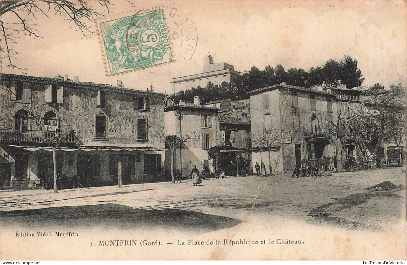 FRANCE - Montfrin (Gard) - La Place De La République Et Le Château - Carte Postale Ancienne - Other & Unclassified