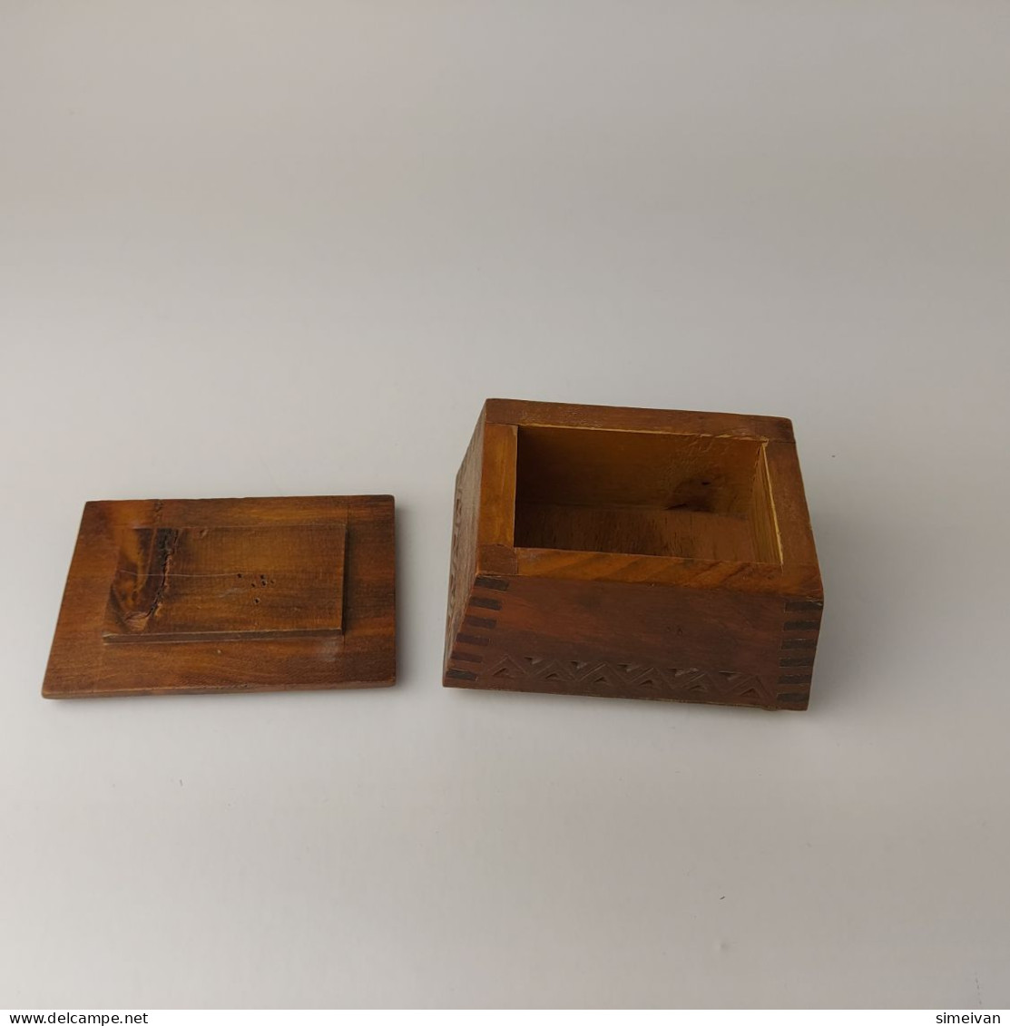 Beautiful Vintage Carved Wooden Box Jewelry Trinked Box #5471 - Scatole/Bauli