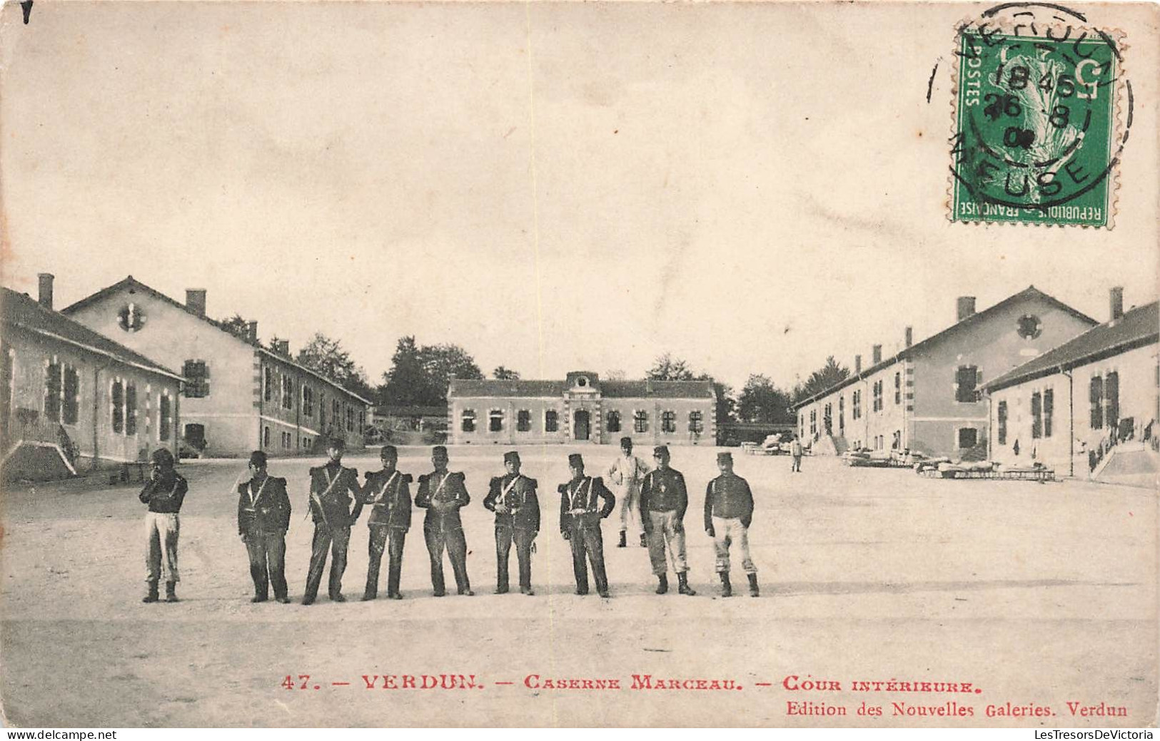 FRANCE - Verdun - Caserne Marceau - Cour Intérieure - Carte Postale Ancienne - Verdun