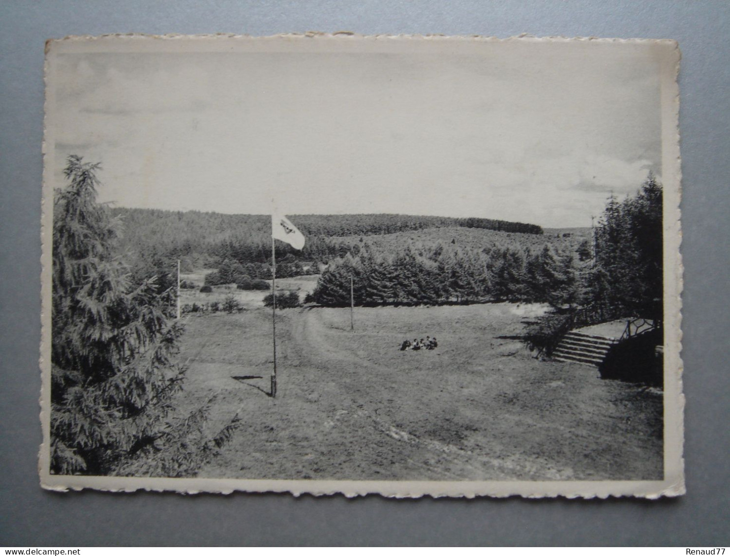 Louette St Pierre, Près De Gedinne - Centre De Vacances De L'Y. W. C. A. Vue Sur La Propriété - Gedinne