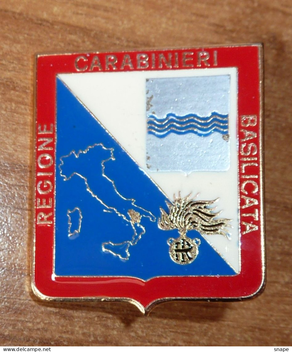 Distintivo Smaltato CC Regione Basilicata - Carabinier - Polizia - Obsoleto - Carabinieri Badge Insignia (231) - Polizei