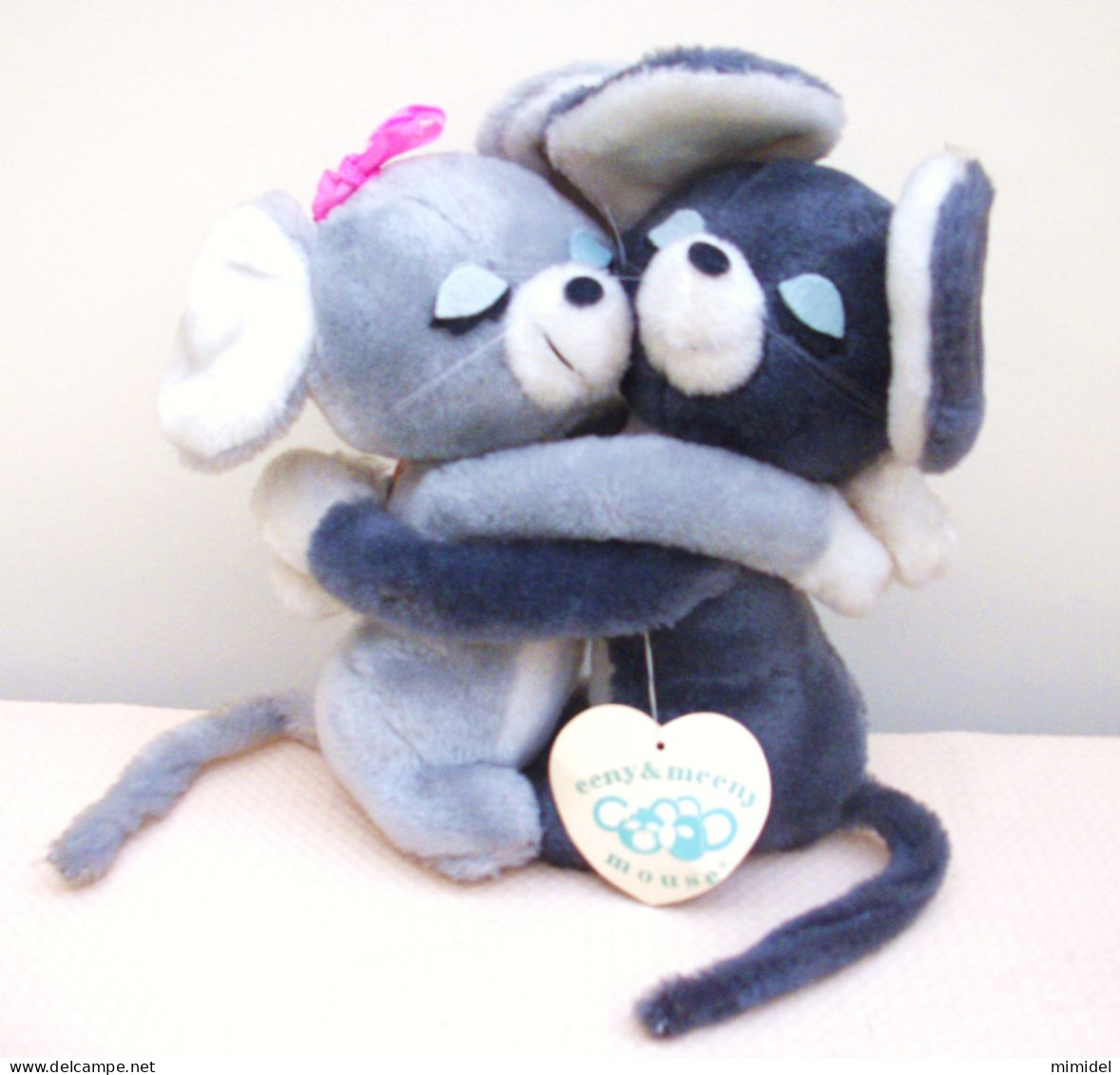 Vintage Eeny & Meeny Hugging Mice, Dakin 1976 - Plüschtiere