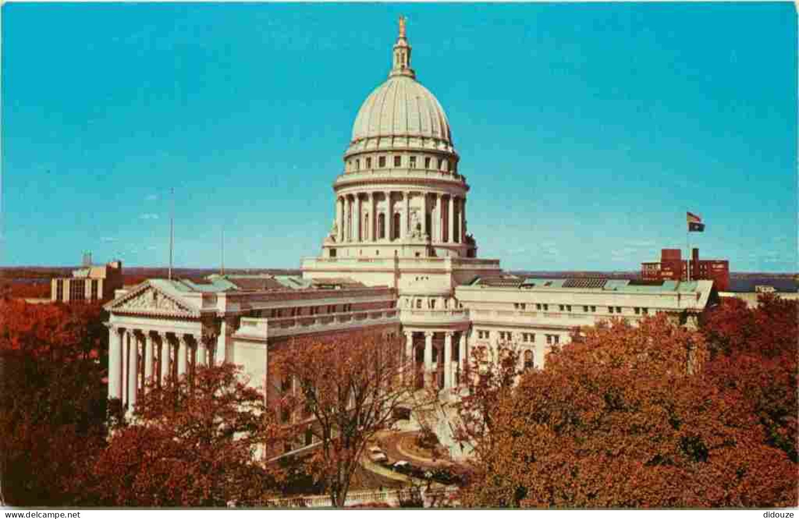 Etats Unis - Madison - State Capitol - Etat Du Wisconsin - Wisconsin State - CPSM Format CPA - Carte Neuve - Voir Scans  - Madison