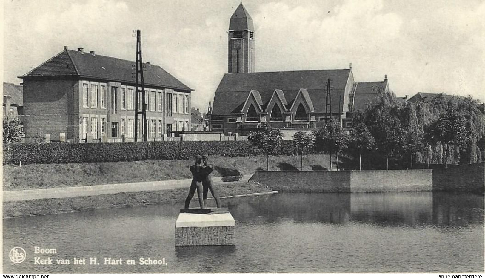 Boom Kerk Van Het H. Hart En School - Boom