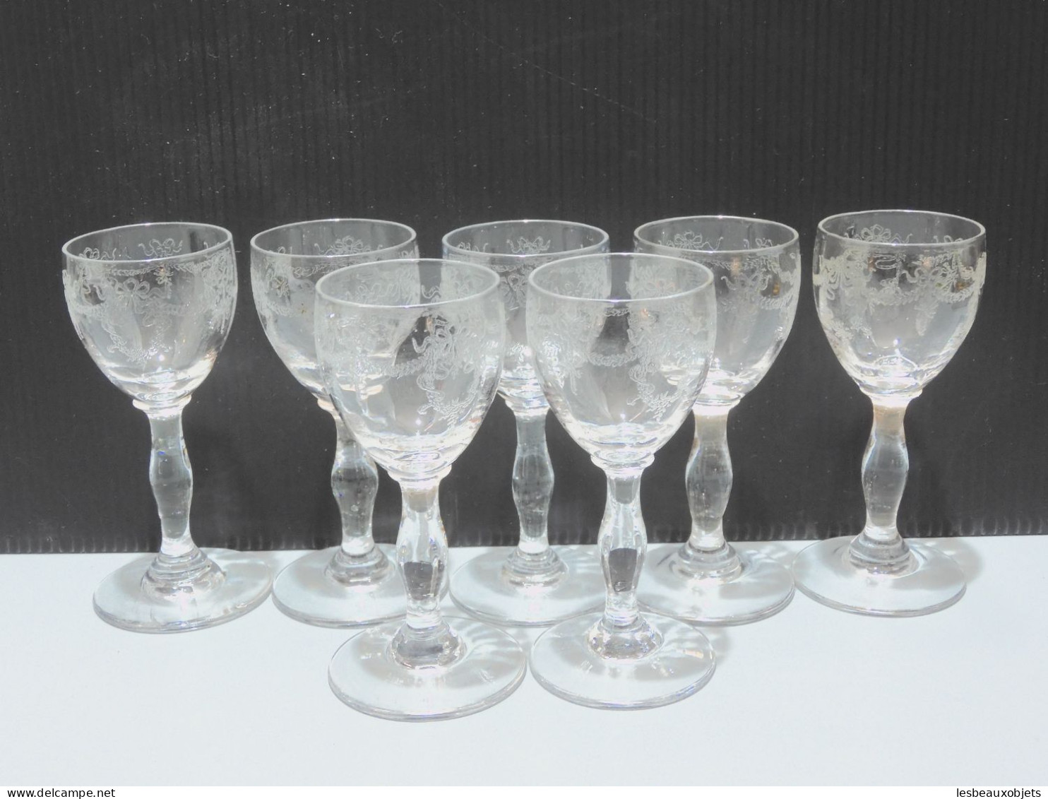 -7 VERRES CRISTAL Gravé SAINT LOUIS BARTHOLDI Cave à LIQUEUR XIXe vitrine   E