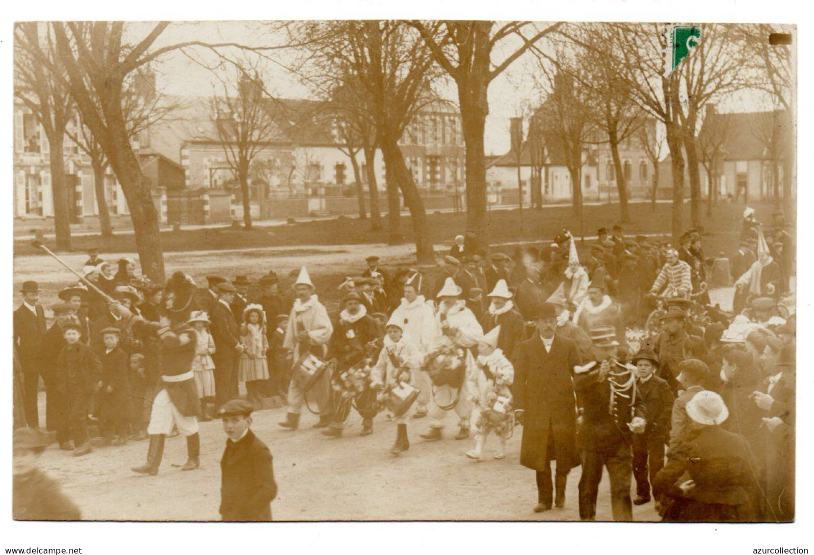 Carte Photo Défilé. ( Saint Fargeau ) - Carnaval