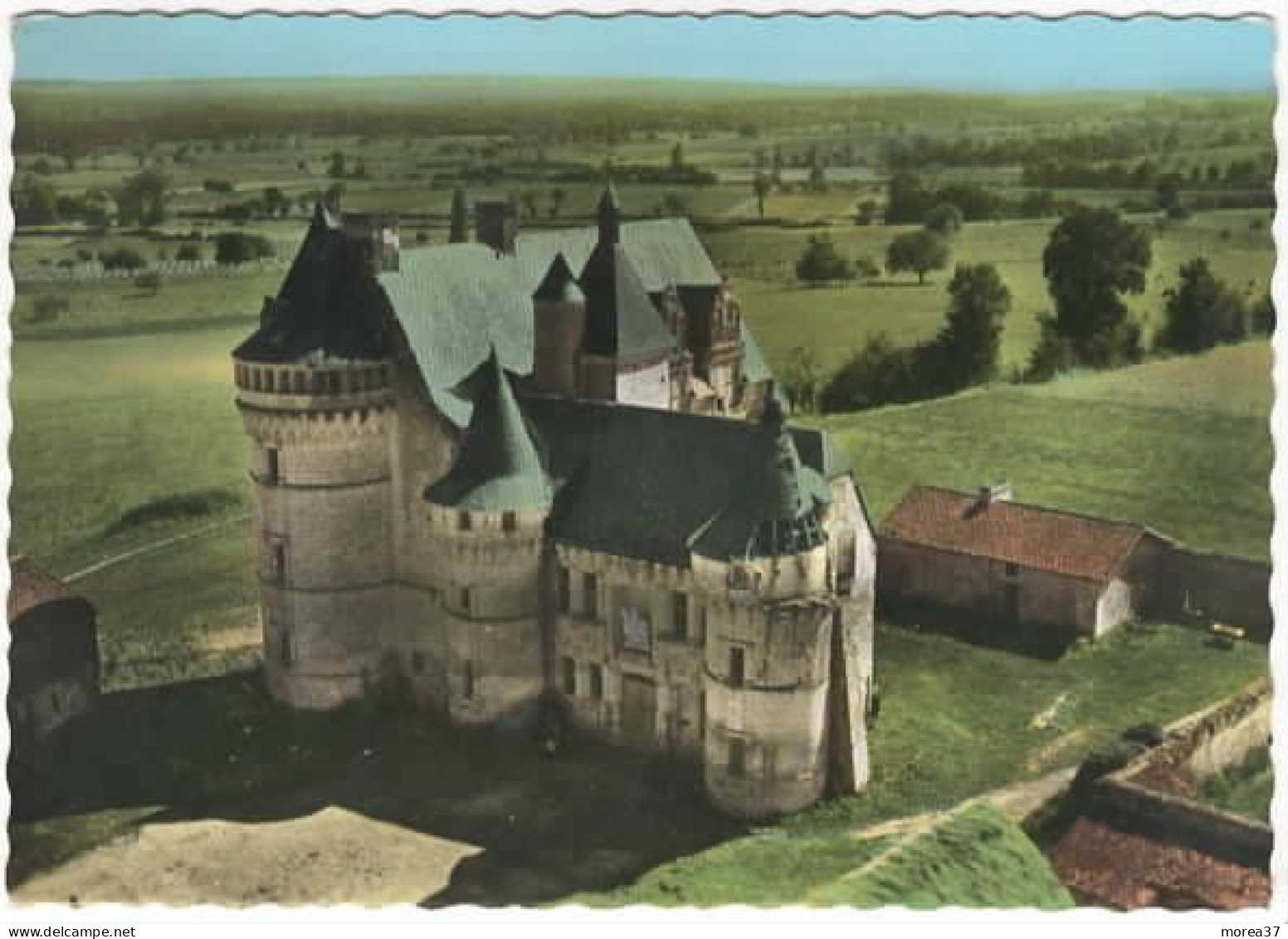 MONTS SUR GUESNES  Le Château De La Roche Du Maine - Monts Sur Guesnes