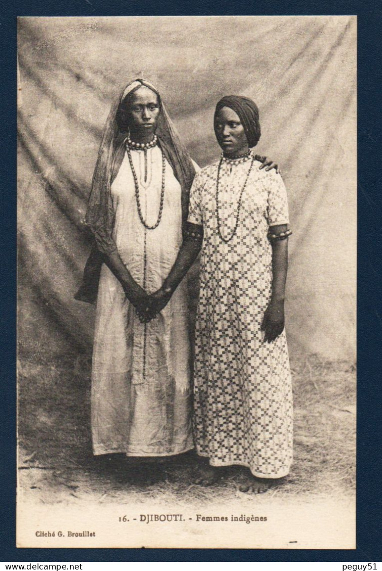 Djibouti.  Femmes Indigènes, Costumes Traditionnels Avec Colliers Et Bracelets - Djibouti