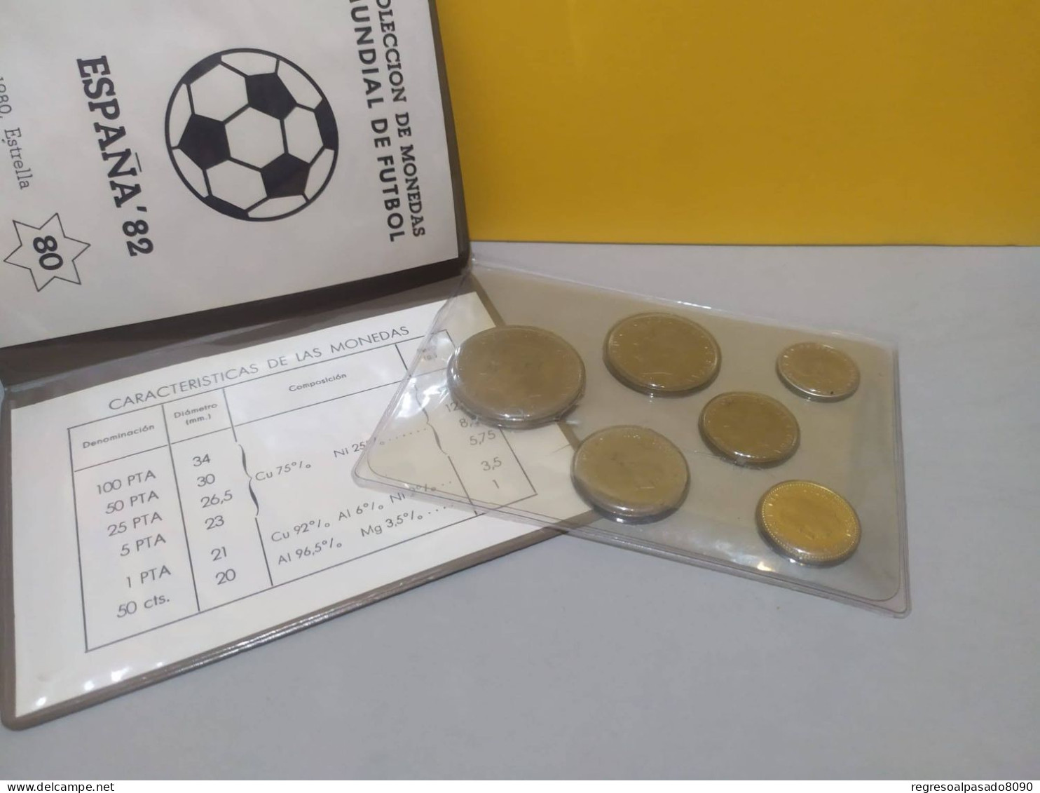 Monedas De Pesetas Serie Numismática Mundial España 82 Presentado En Cartera -  Colecciones