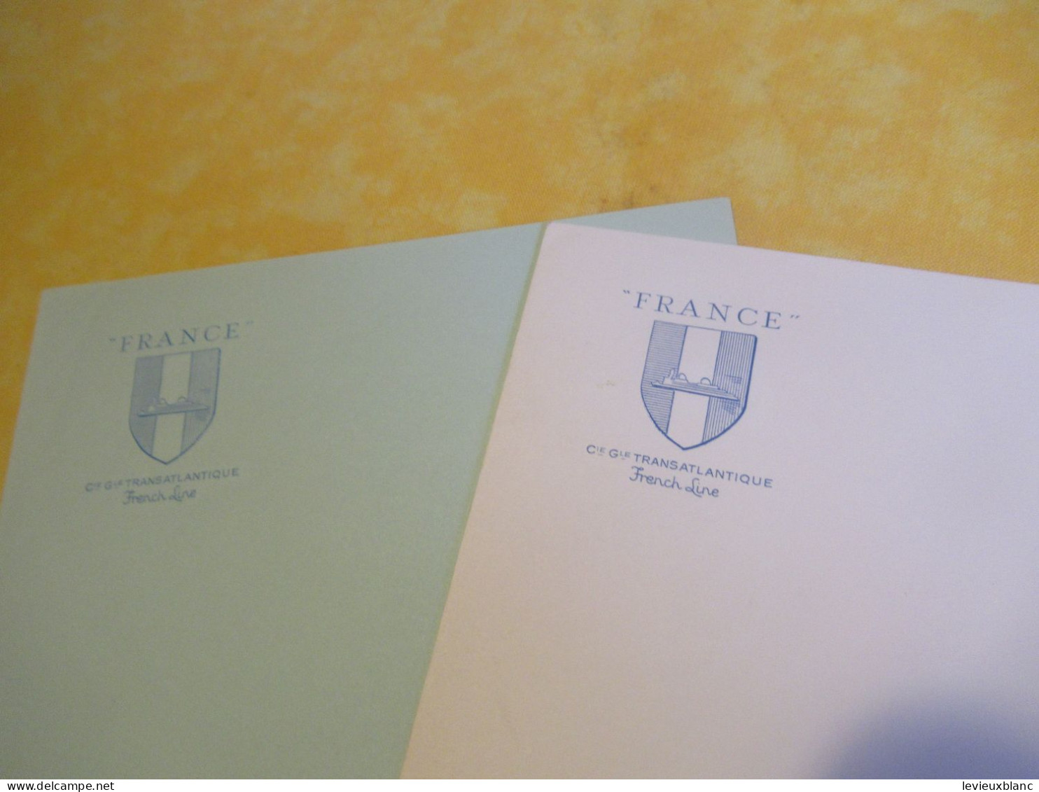 2 Papiers à Lettre Vierges à En-tête  Paquebot "FRANCE"/ Cie Gle Transatlantique/French Lines/ Vers 1970         MAR120 - Barcos