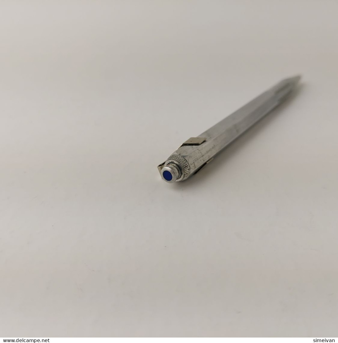 Vintage CRITERIUM 2707 Ballpoint Pen Blue Aluminum France Chrome Trim #5482