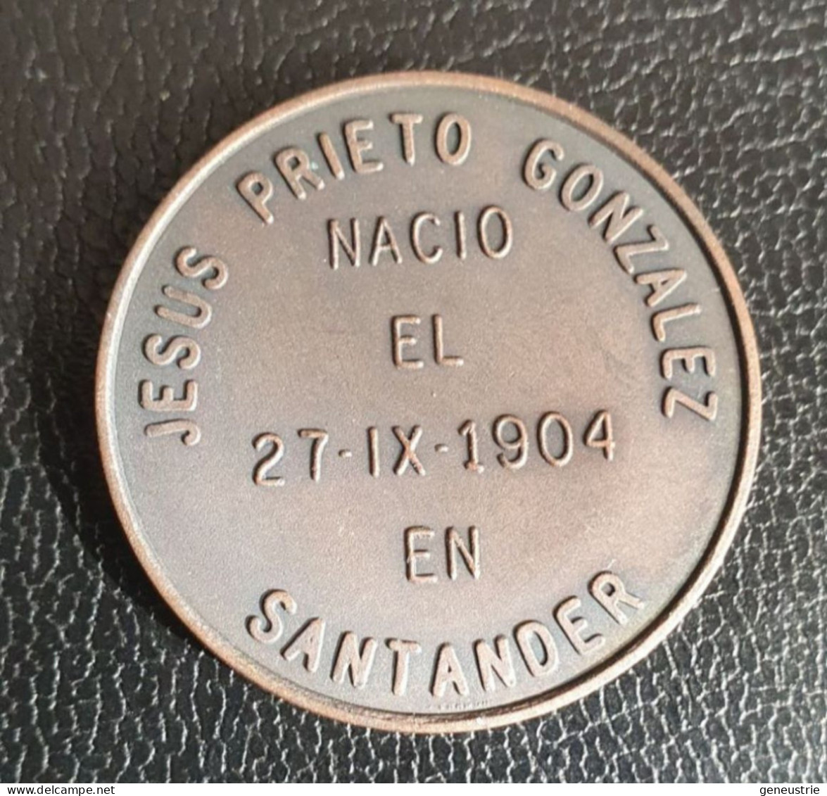Jeton Espagnol "Jesus Prieto Gonzalez Né En 1904 à Santanter / Recuerdame Siempre - Chus' " - Other & Unclassified