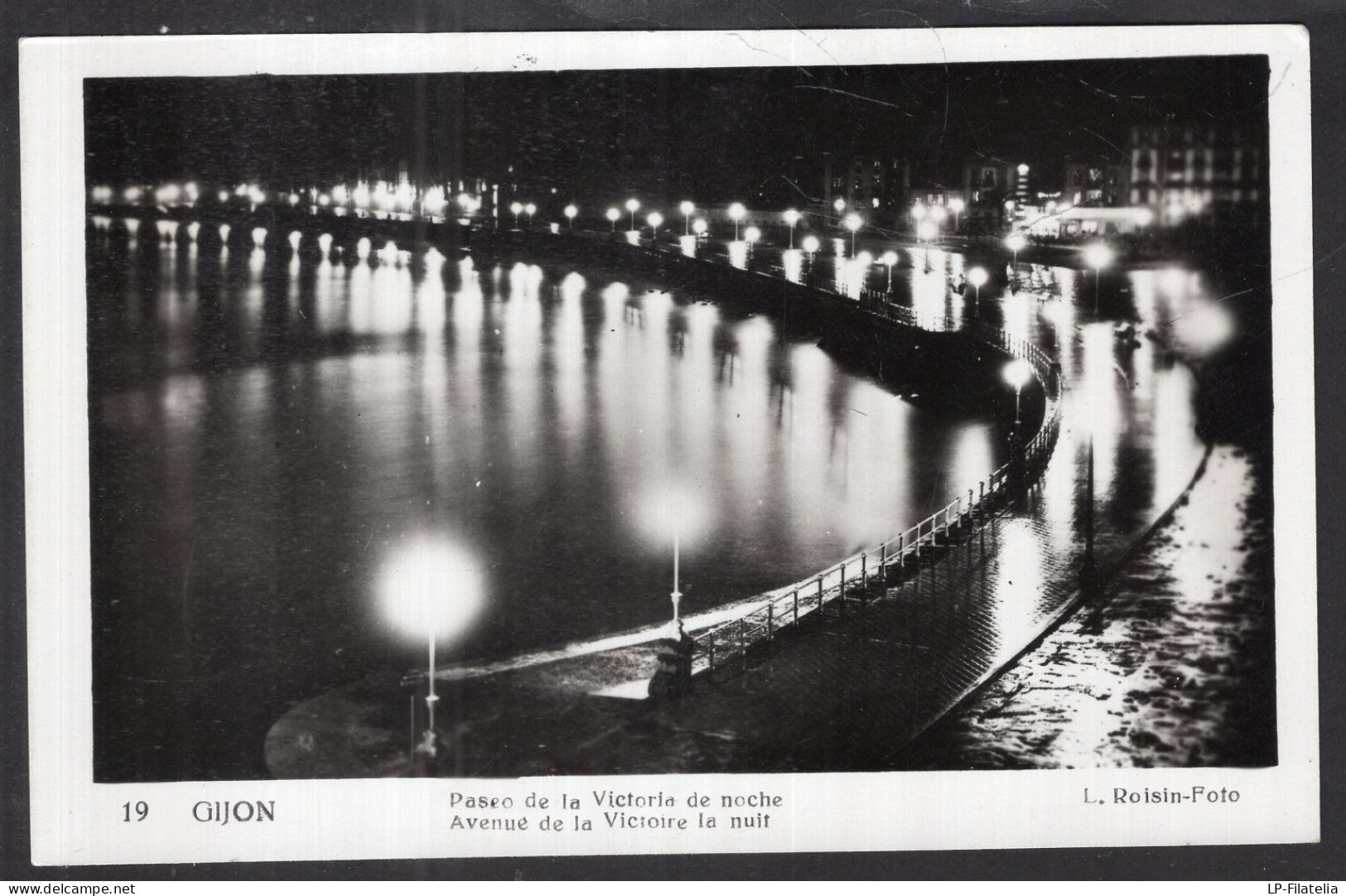 España - Gijon - Paseo De La Victoria - Vista Nocturna - Asturias (Oviedo)