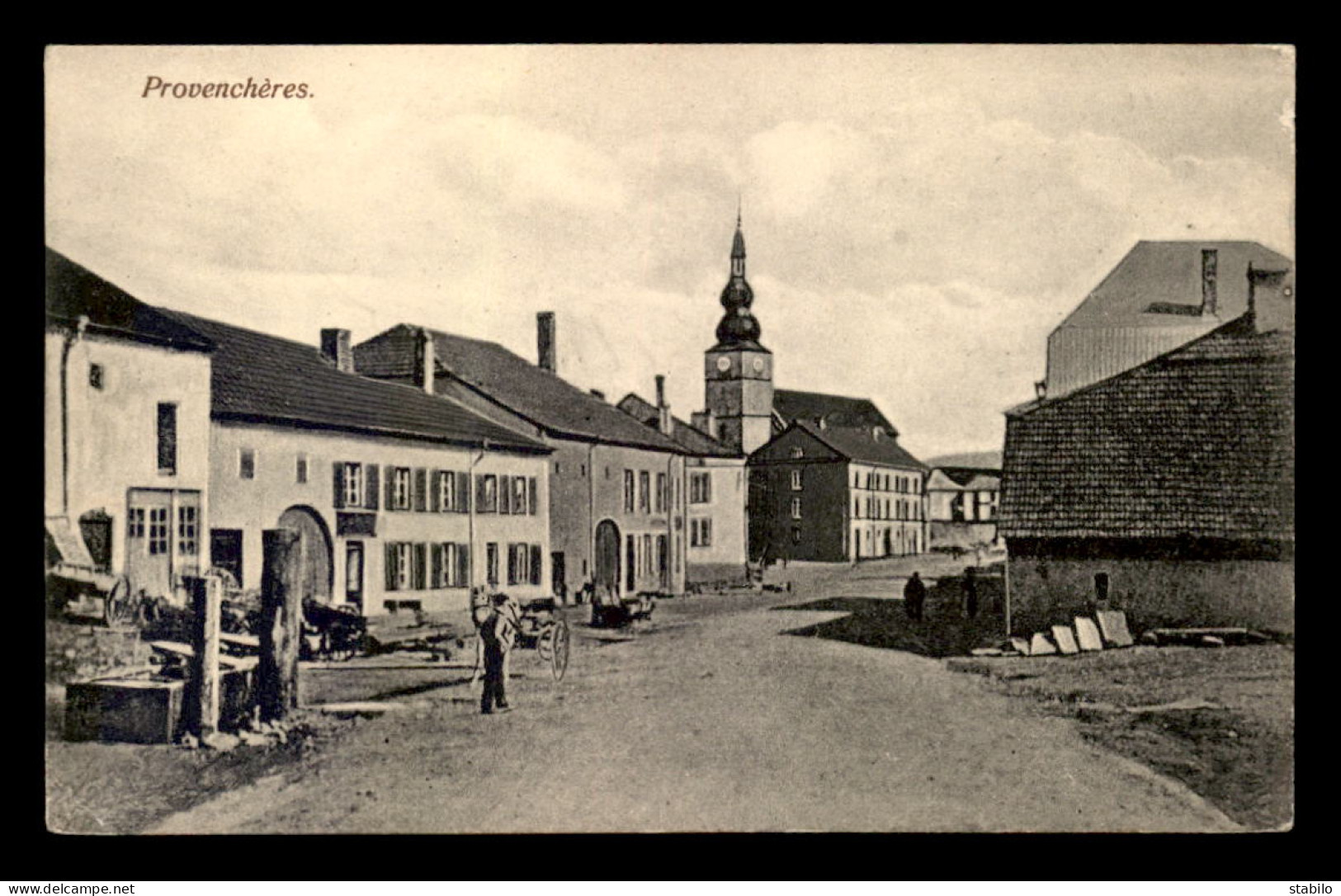 88 - PROVENCHERES-SUR-FAVE  - LE CENTRE - FELDPOSTKARTE - Provencheres Sur Fave