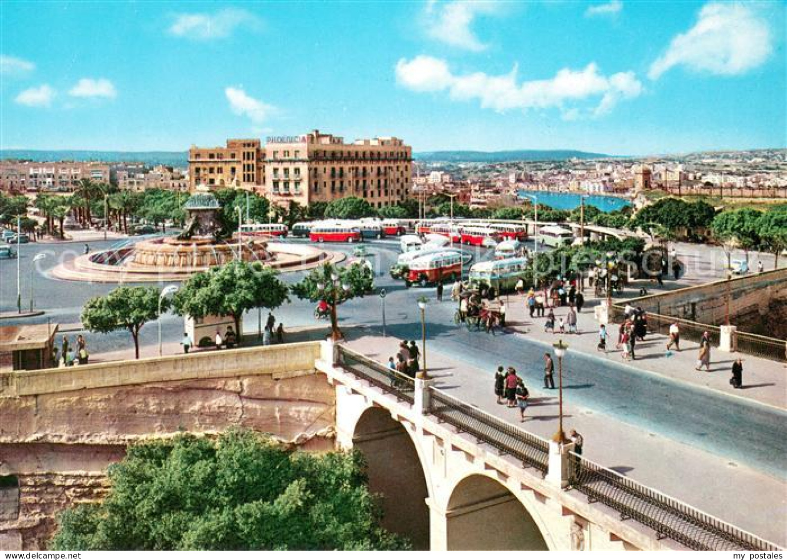 73629734 Malta Bus Terminus And Triton Fountain Floriana Malta - Malta