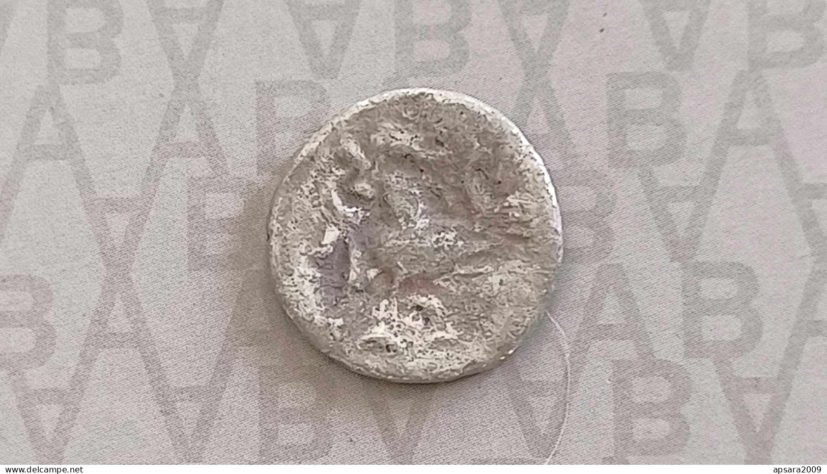 CAMBODGE / CAMBODIA/ Coin Silver Khmer Antique With Very High Silver Content - Kambodscha
