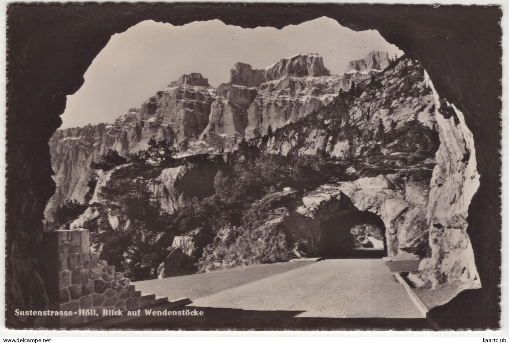 Sustenstrasse-Höll, Blick Auf Wendenstöcke  - (Schweiz/Suissse) - Schwarzenburg