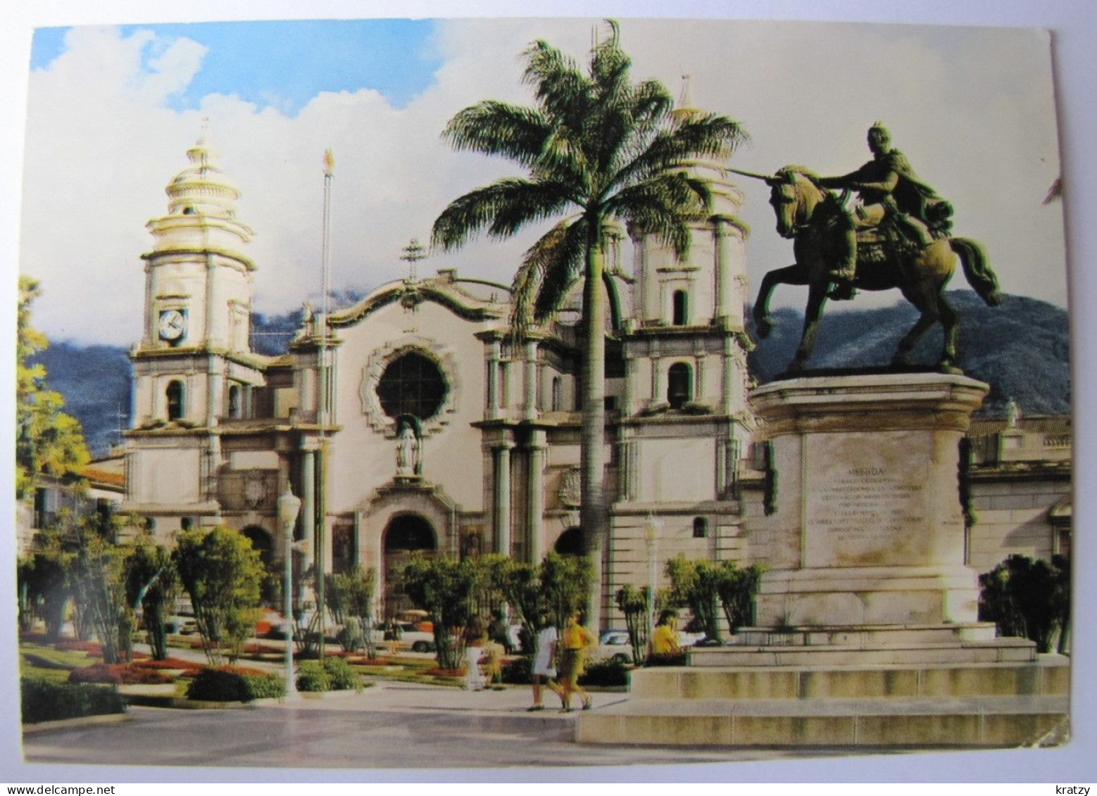 VENEZUELA - MERIDA - Catedral En La Plaza Bolivar - Venezuela