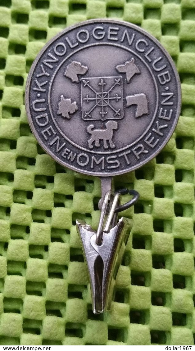 Naamkaartdrager : Uden En Omstreken Kynologenclub.-  Original Foto  !! Medallion Denmark - Altri & Non Classificati