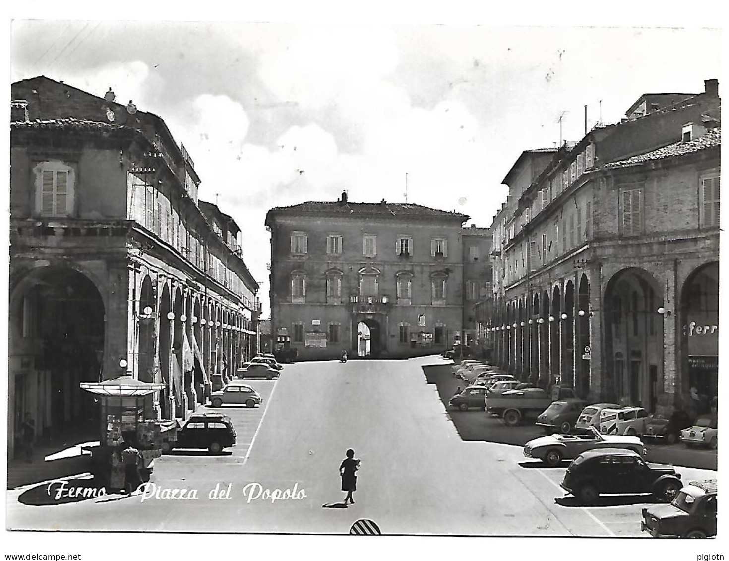 FM004 - FERMO - PIAZZA DEL POPOLO - F.G. VIAGGIATA 1966 - Fermo