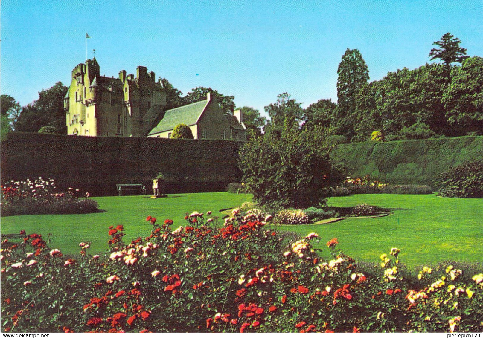 Banchory - Château De Crathes Vue Du Jardin Des Roses - Aberdeenshire