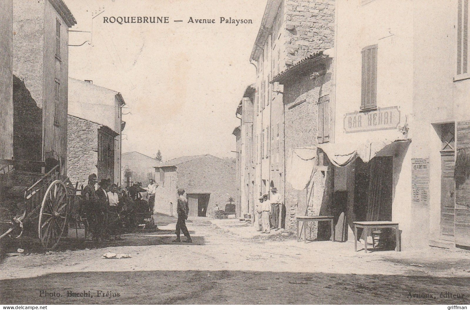 ROQUEBRUNE SUR ARGENS AVENUE PALAYSON BAR HENRI TBE - Roquebrune-sur-Argens
