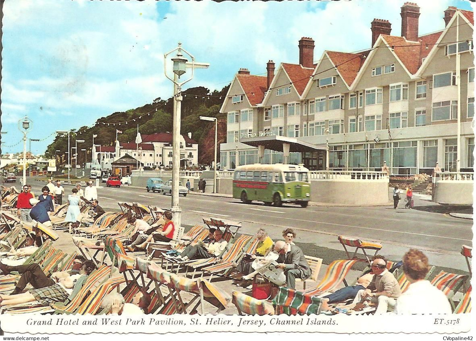 ST-HELIER (JERSEY) Grand Hôtel And West Park Pavilion En 1980  CPSM GF (Autobus) - St. Helier