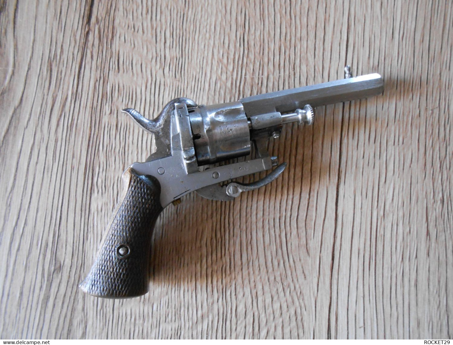 Revolver à Broche En 5mm XIXème Siècle - Armes Neutralisées