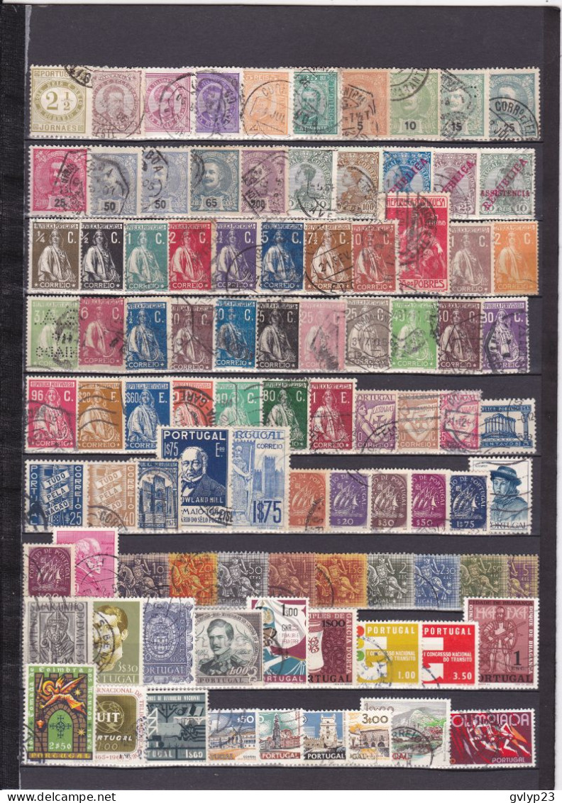 UN LOT DE 137 TIMBRES  OBLITERES - Collections