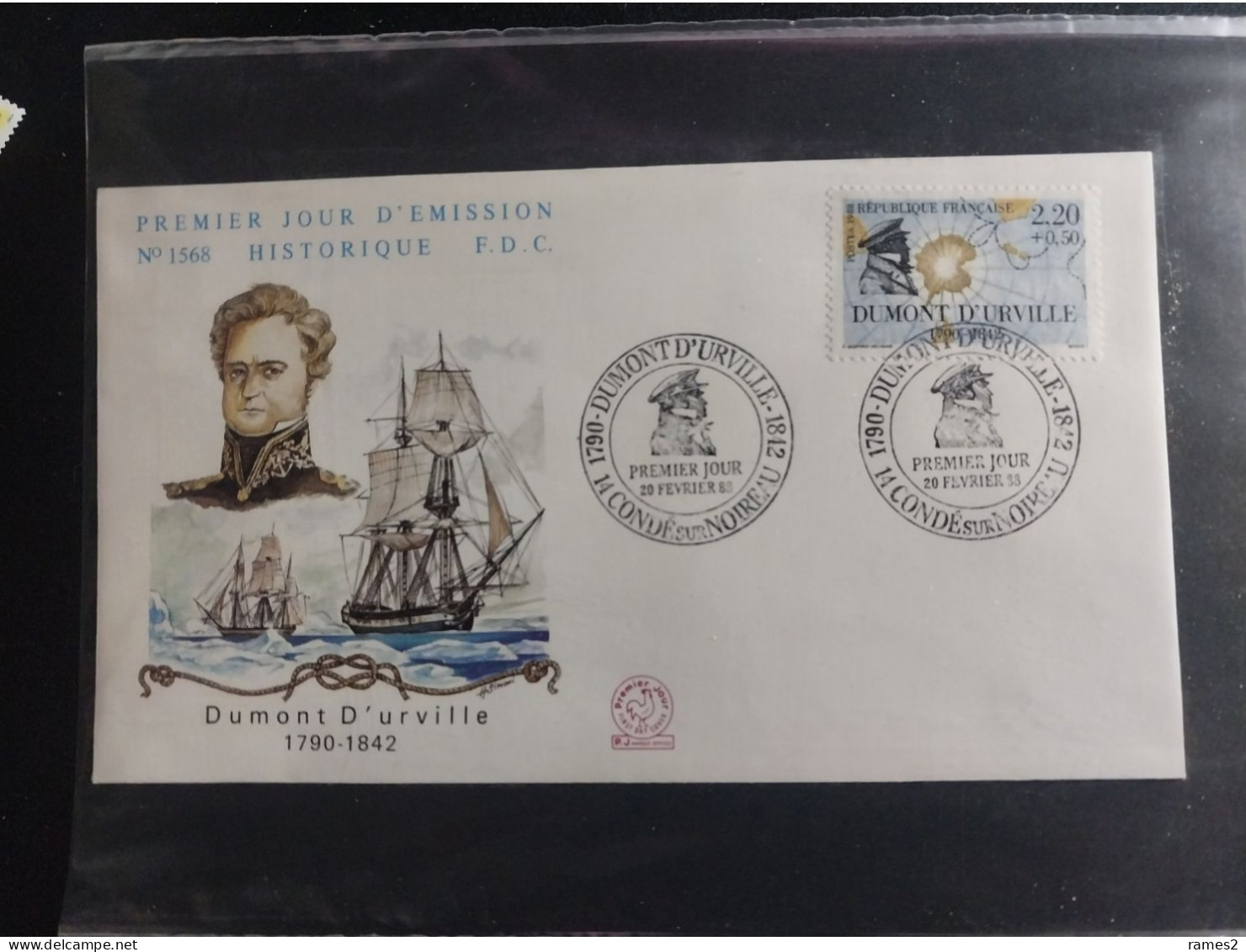 Petit album de FDC remplie de FDC  de France  97 pièces