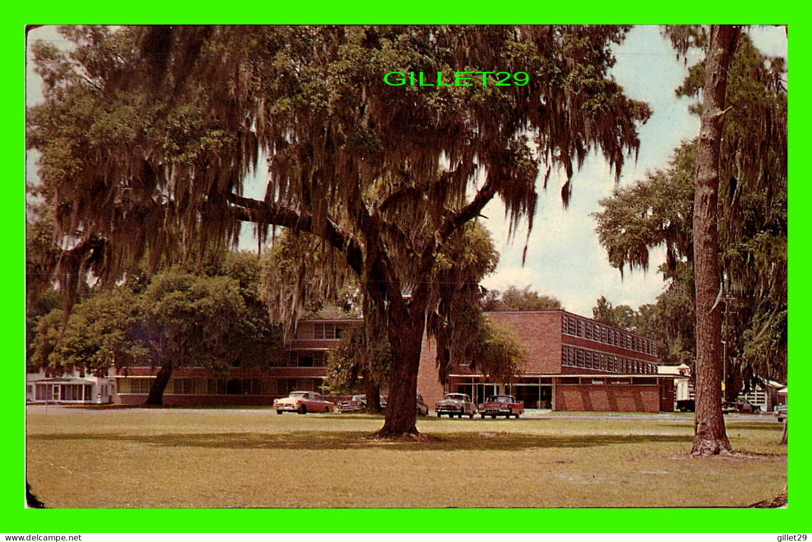 SAVANNAH, GA - SAVANNAH STATE COLLEGE - RICHARD R. WRIGHT HALL - ANIMATED OLD CARS - PUB. BY DIXIE NEWS CO - - Savannah