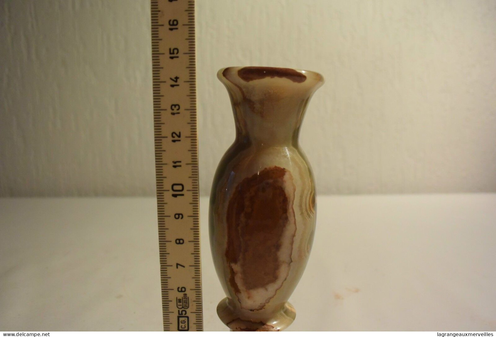 C41 Beau Vase Soliflore En Marbre Ou Albâtre - Vases