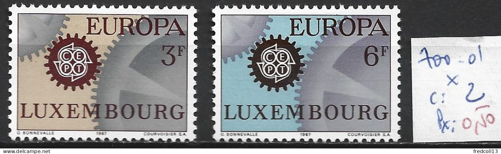 LUXEMBOURG 700-01 * Côte 2 € - 1967