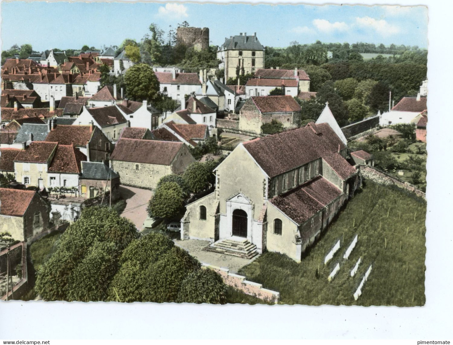 EN AVION AU DESSUS DE SAINT SAUVEUR EN PUISAYE L'EGLISE LE CHATEAU LA TOUR - Saint Sauveur En Puisaye