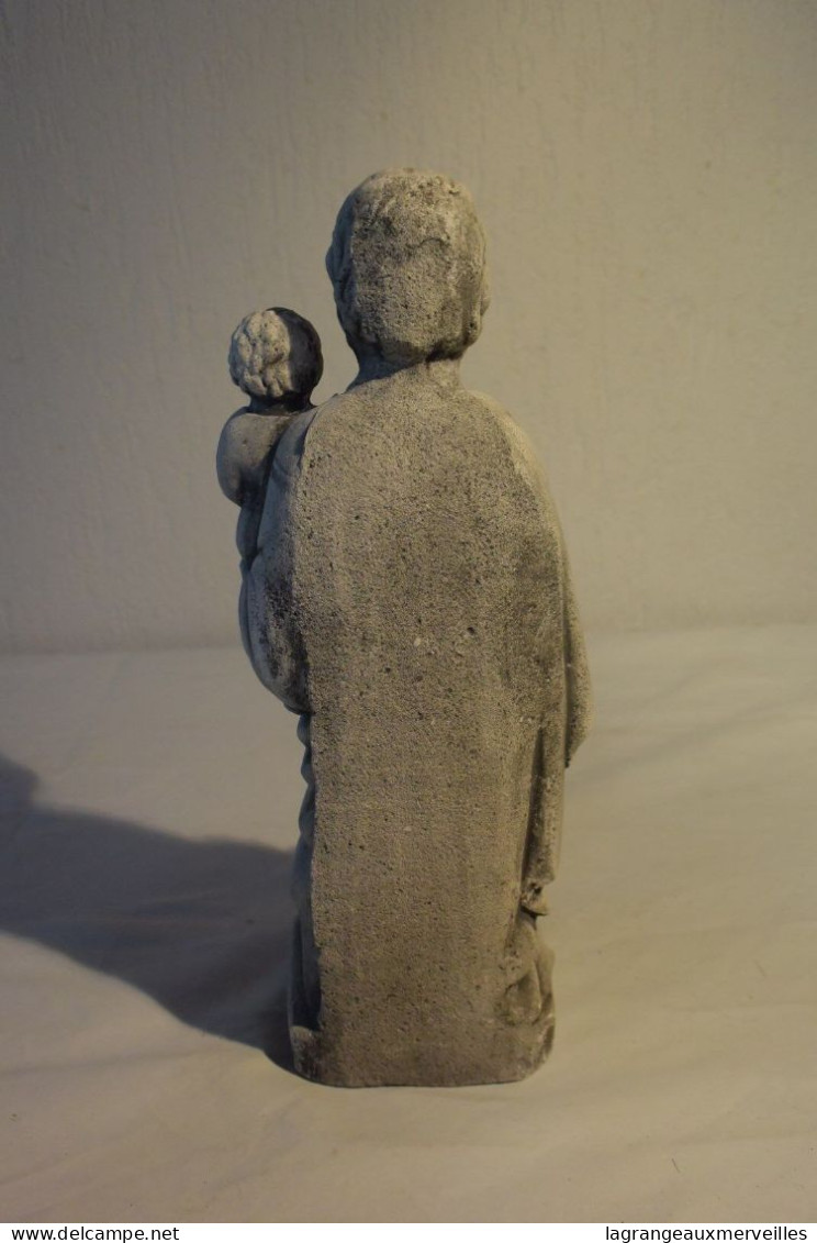 C42 Statue d'un homme de Jean Loup Delaroche