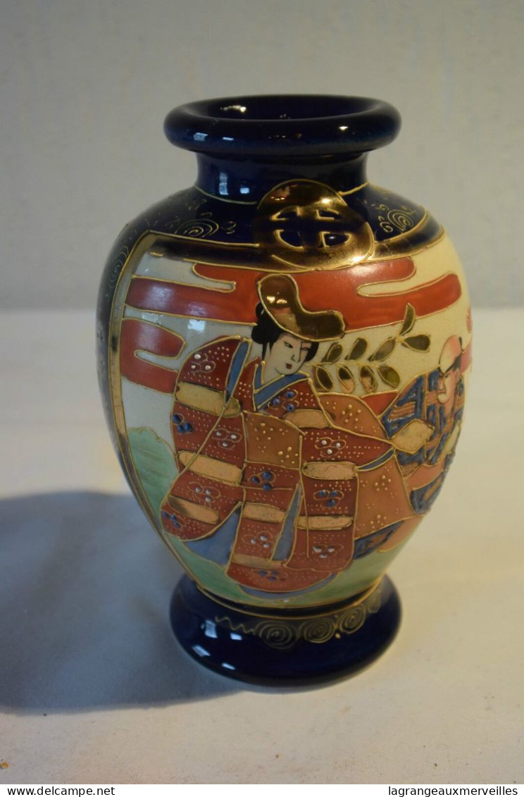 C42 Beau Vase Soliflore Asiatique Satsuma - Vases