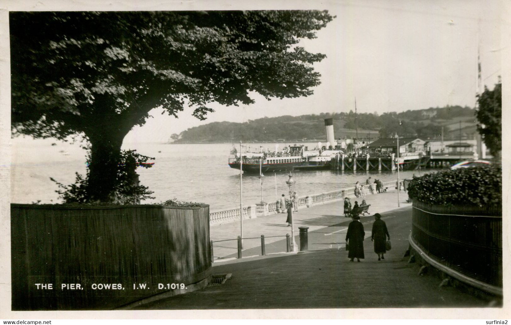 IOW - COWES - THE PIER RP Iow561 - Cowes