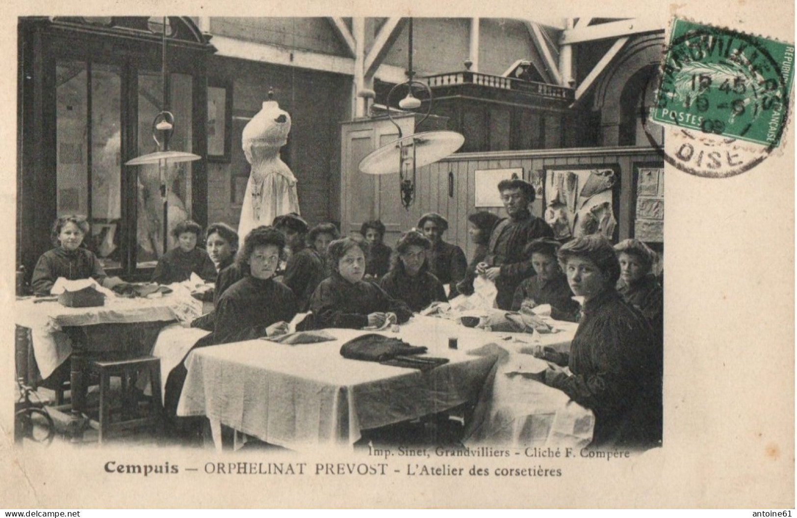 CEMPUIS -- Orphelinat PREVOST - Atelier Des Corsetieres - Le Chatelard