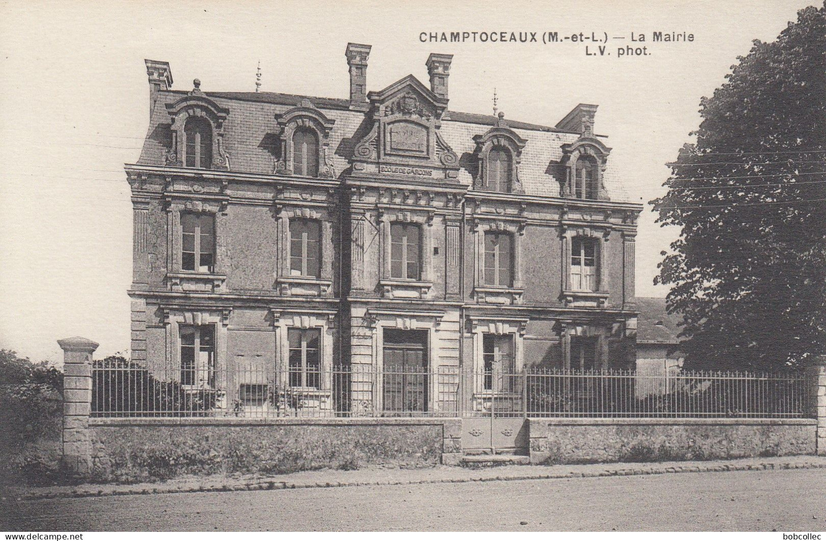 CHAMPTOCEAUX (Maine-et-Loire): La Mairie - Champtoceaux