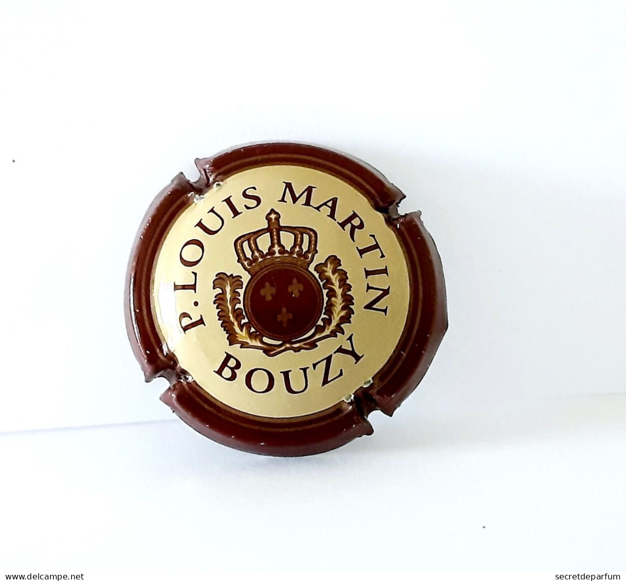 Capsules Ou Plaques De Muselet CHAMPAGNE P. LOUIS MARTIN   BOUZY - Verzamelingen