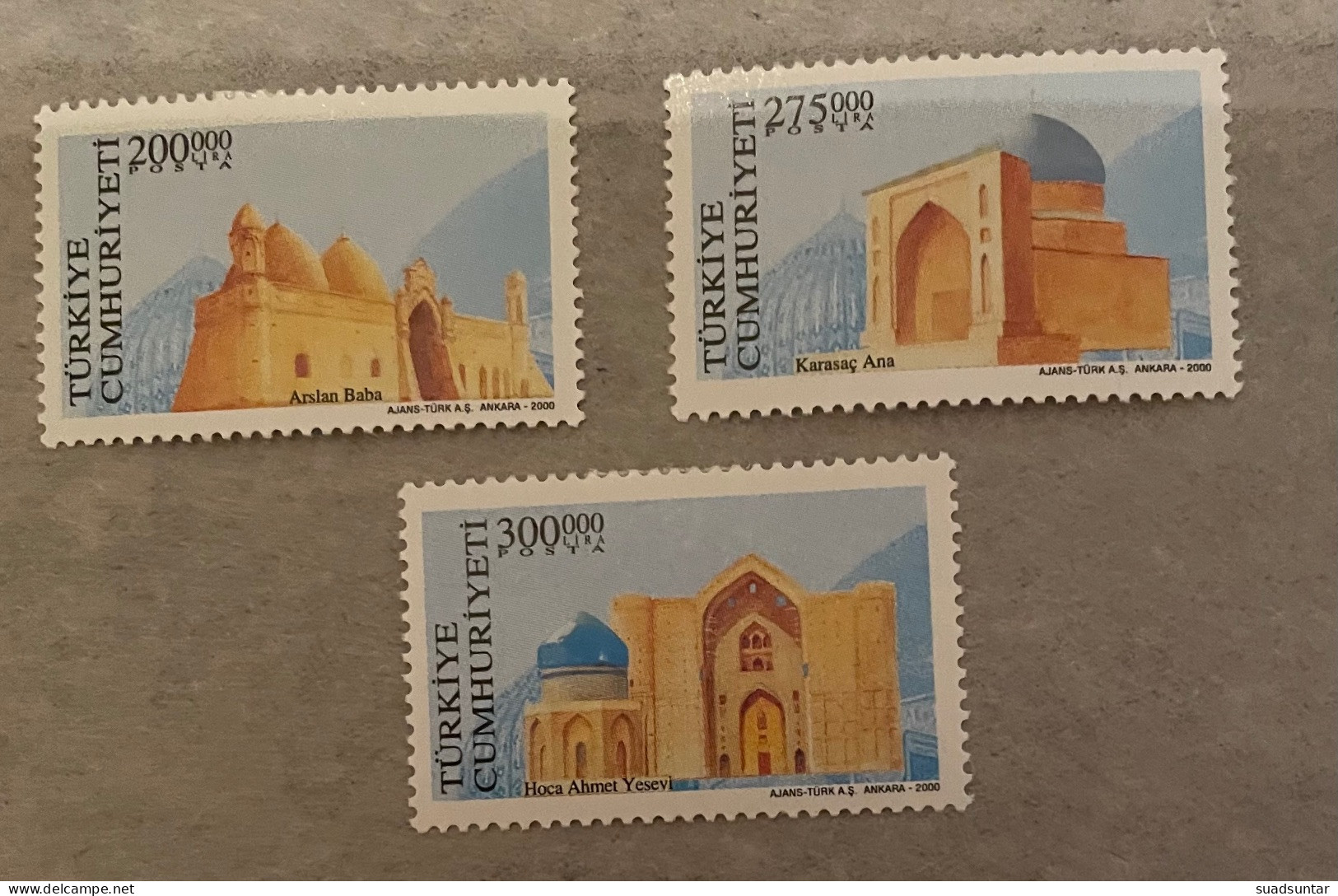 2000  Cultural Heritage MH Isfila 3645-3647 - Unused Stamps