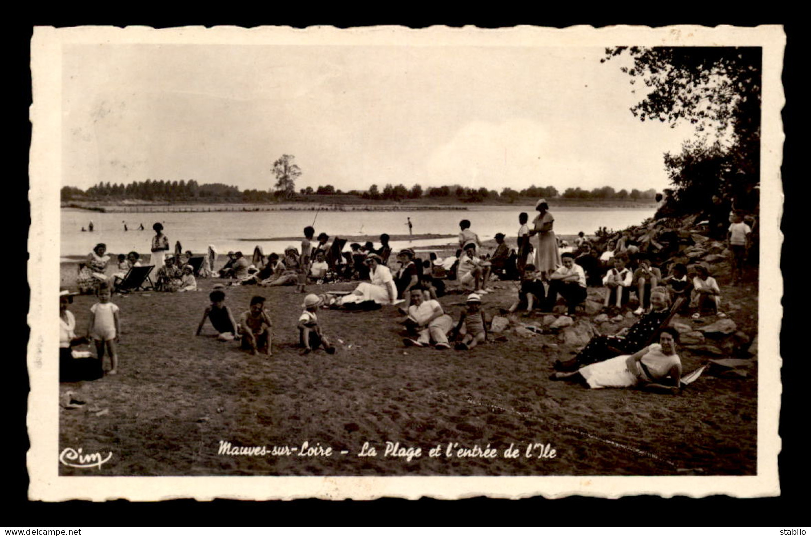 44 - MAUVES-SUR-LOIRE - LA PLAGE ET L'ENTREE DE L'ILE - Mauves-sur-Loire