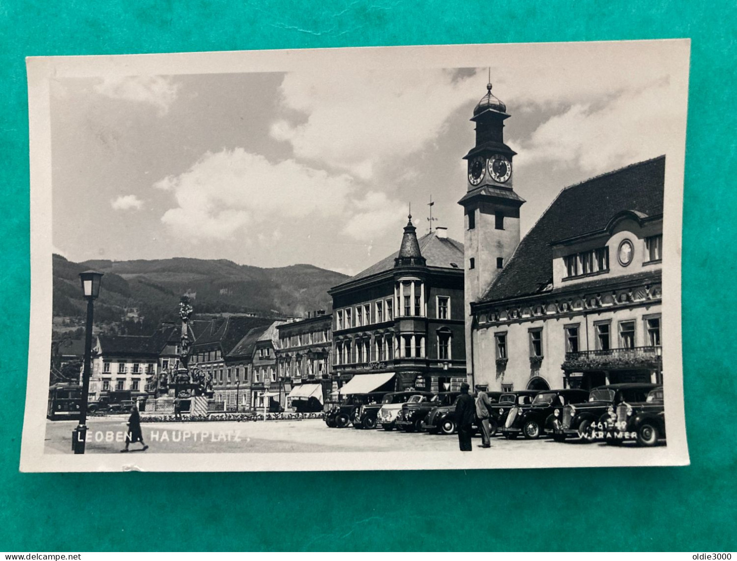 Leoben Hauptplatz Mit Oldtimer Mercedes 468 - Leoben