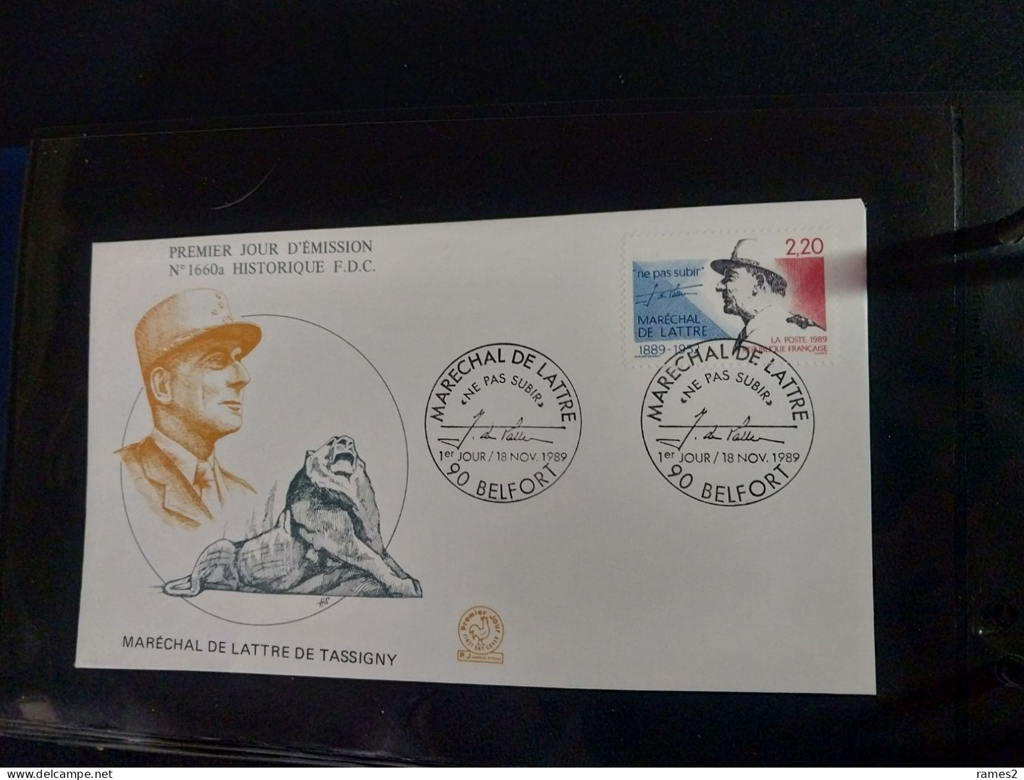 Album avec FDC et cartes postal divers neuves, et entier postaux