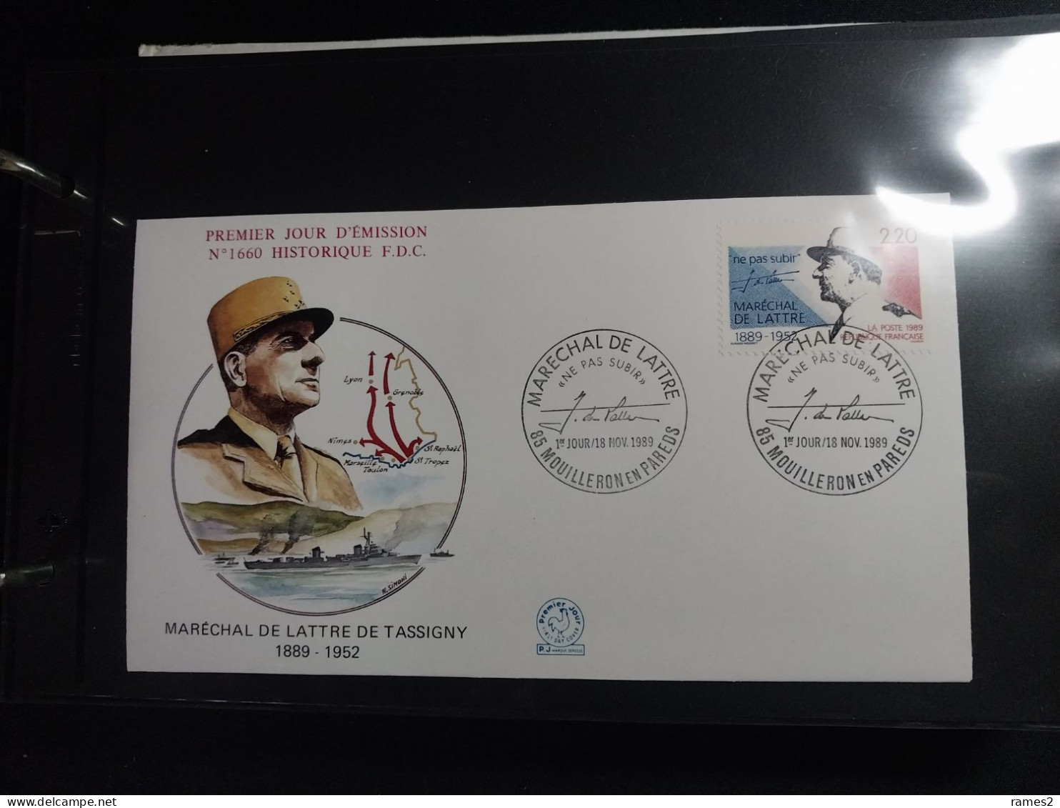 Album avec FDC et cartes postal divers neuves, et entier postaux