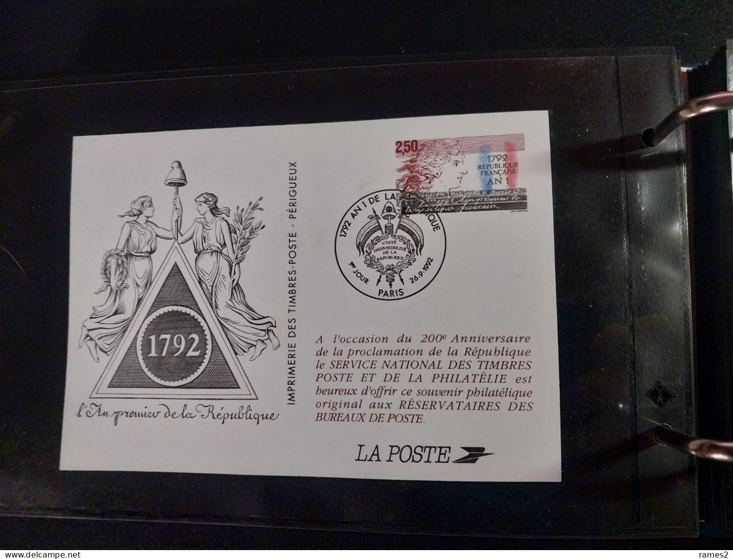 Album avec FDC et cartes postal divers neuves, et entier postaux