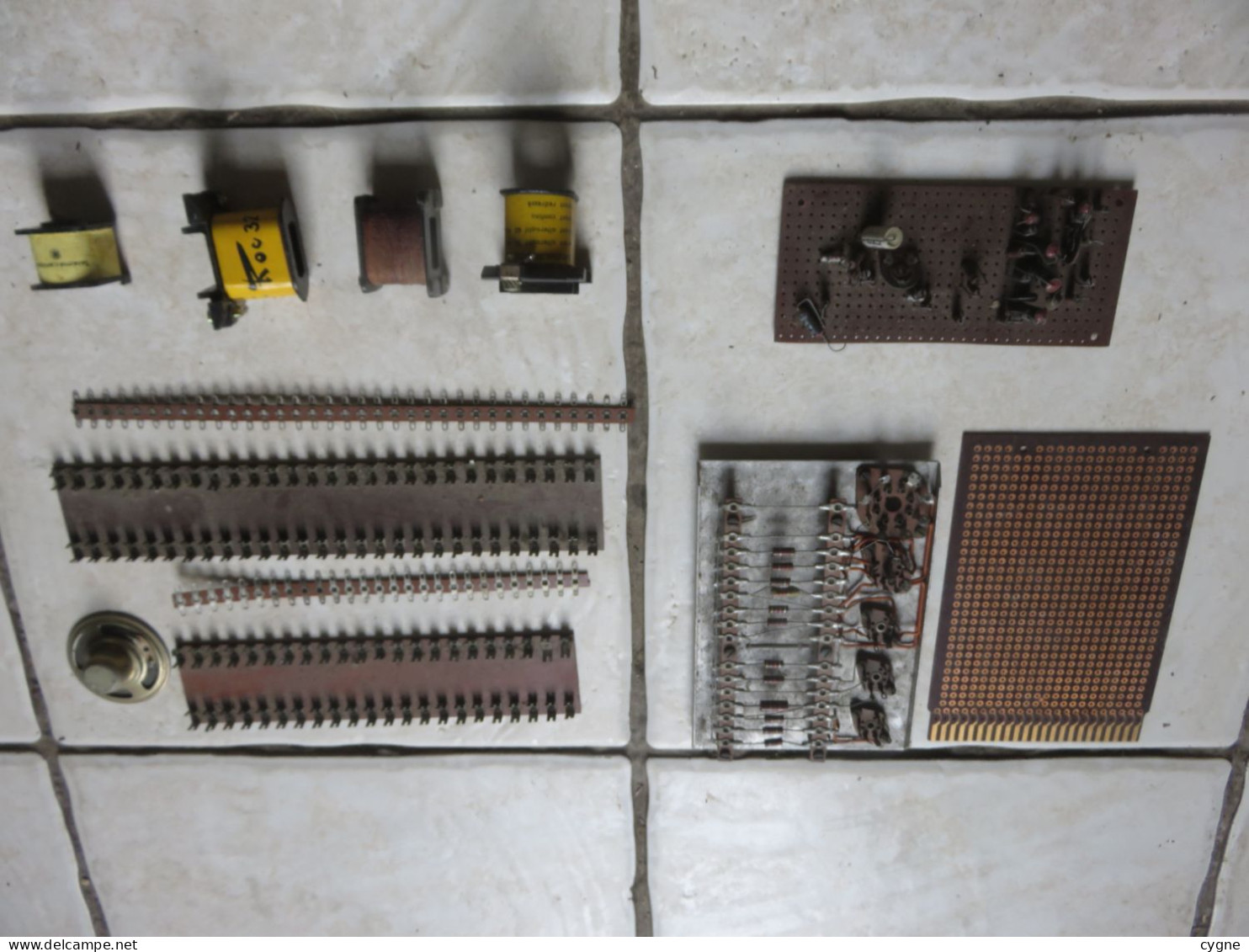 Lot Composants Electroniques Anciens - Components