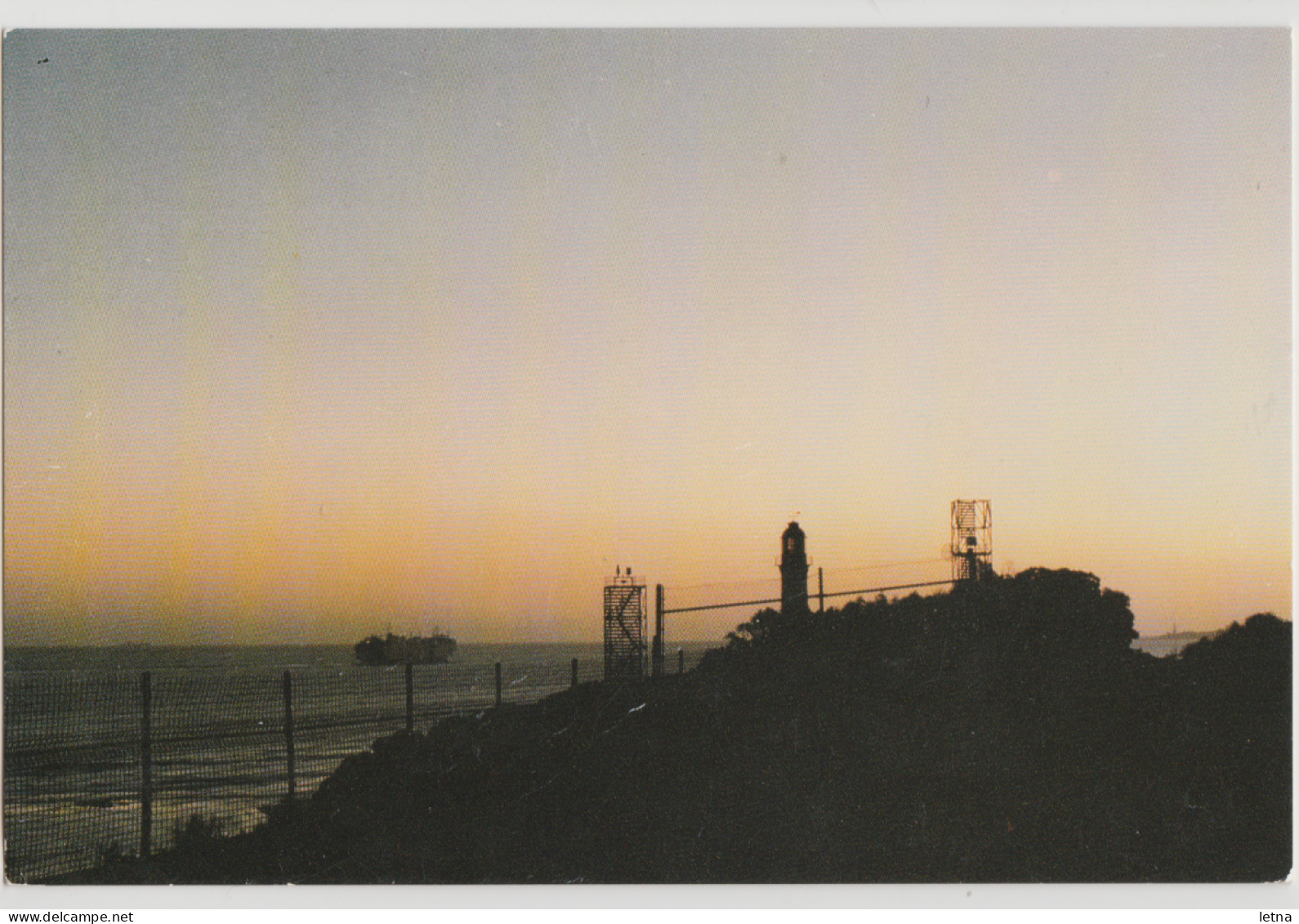 Australia VICTORIA VIC White Lighthouse At Dusk FORT QUEENSCLIFF Postcard C1980s - Altri & Non Classificati