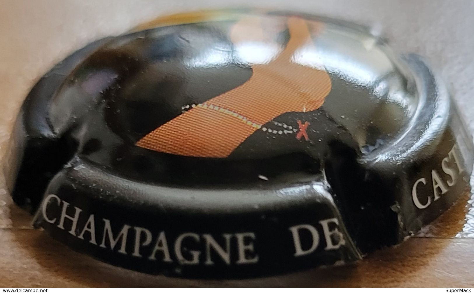 Capsule Champagne DE CASTELLANE  Série 16 Ecriture Sur Contour, Noir, N°082 - De Castellane